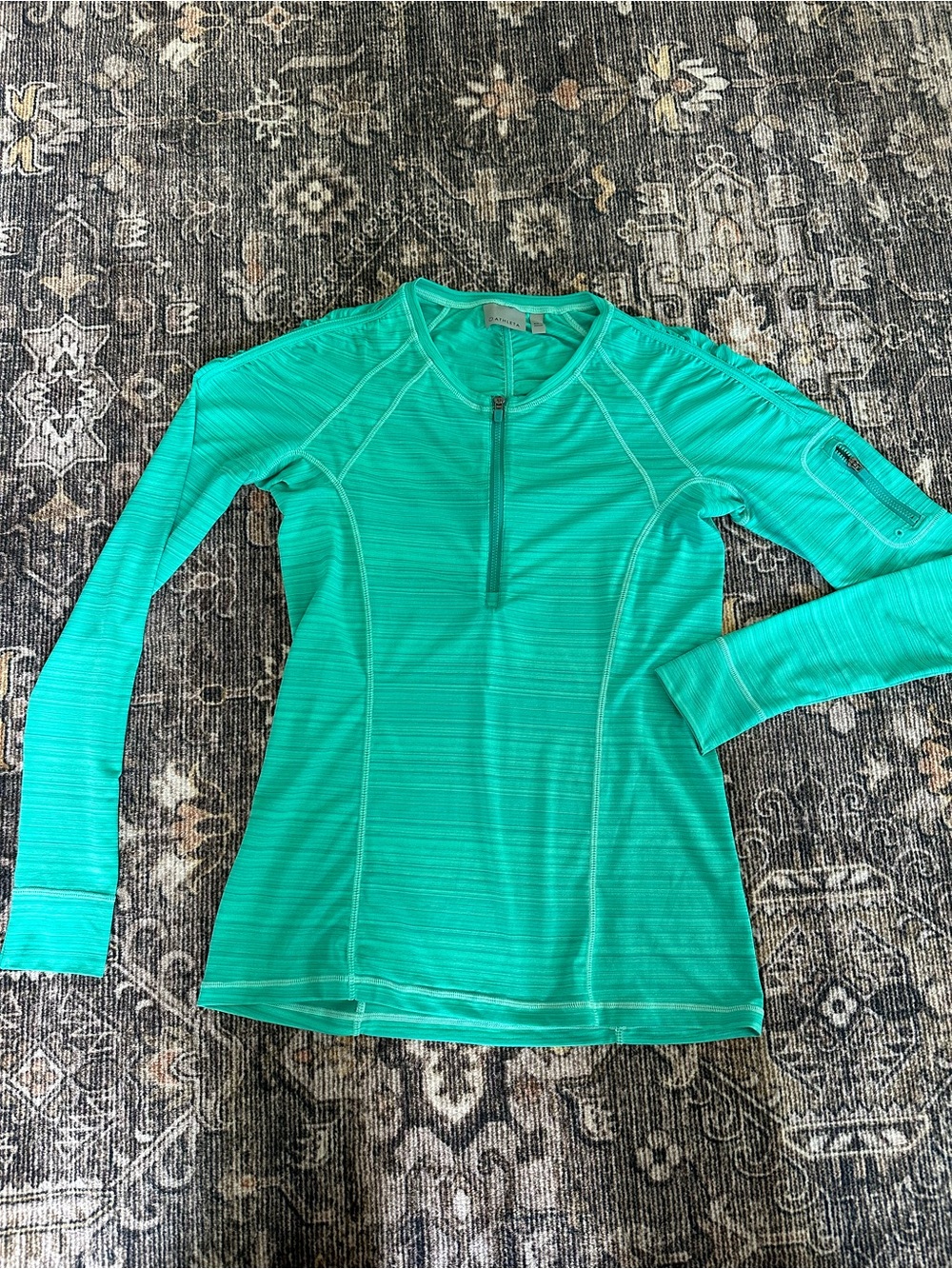 Athleta Aqua Space Dye Half Zip Running Top Thumbholes Pocket Size S